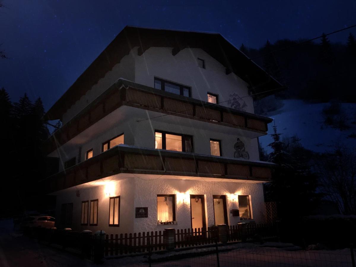 Waldblick Landhaus B&B Schwarzenbach an der Pielach Exterior foto