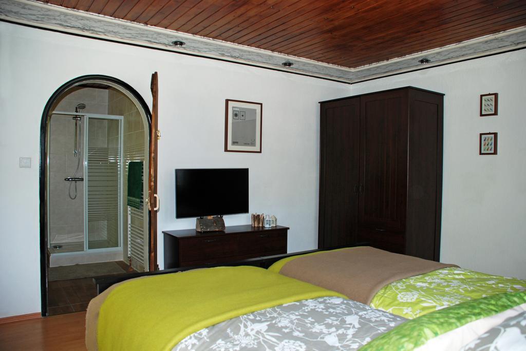 Waldblick Landhaus B&B Schwarzenbach an der Pielach Zimmer foto